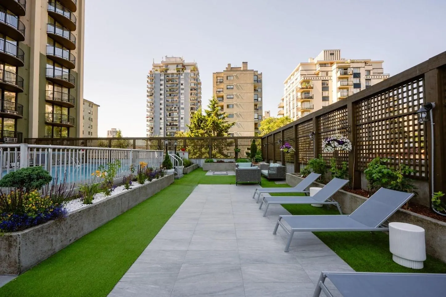 Sandman Suites Vancouver On Davie Kanada