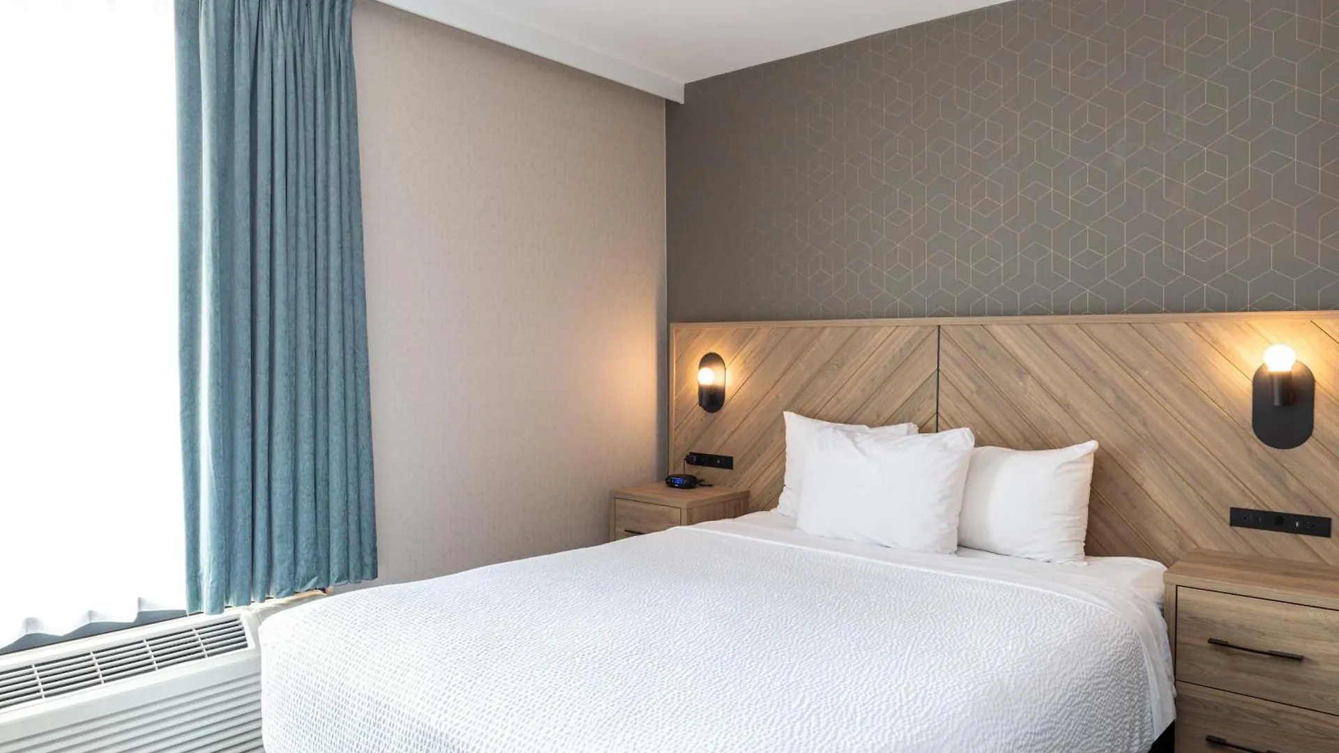 *** Otel Sandman Suites Vancouver On Davie Kanada