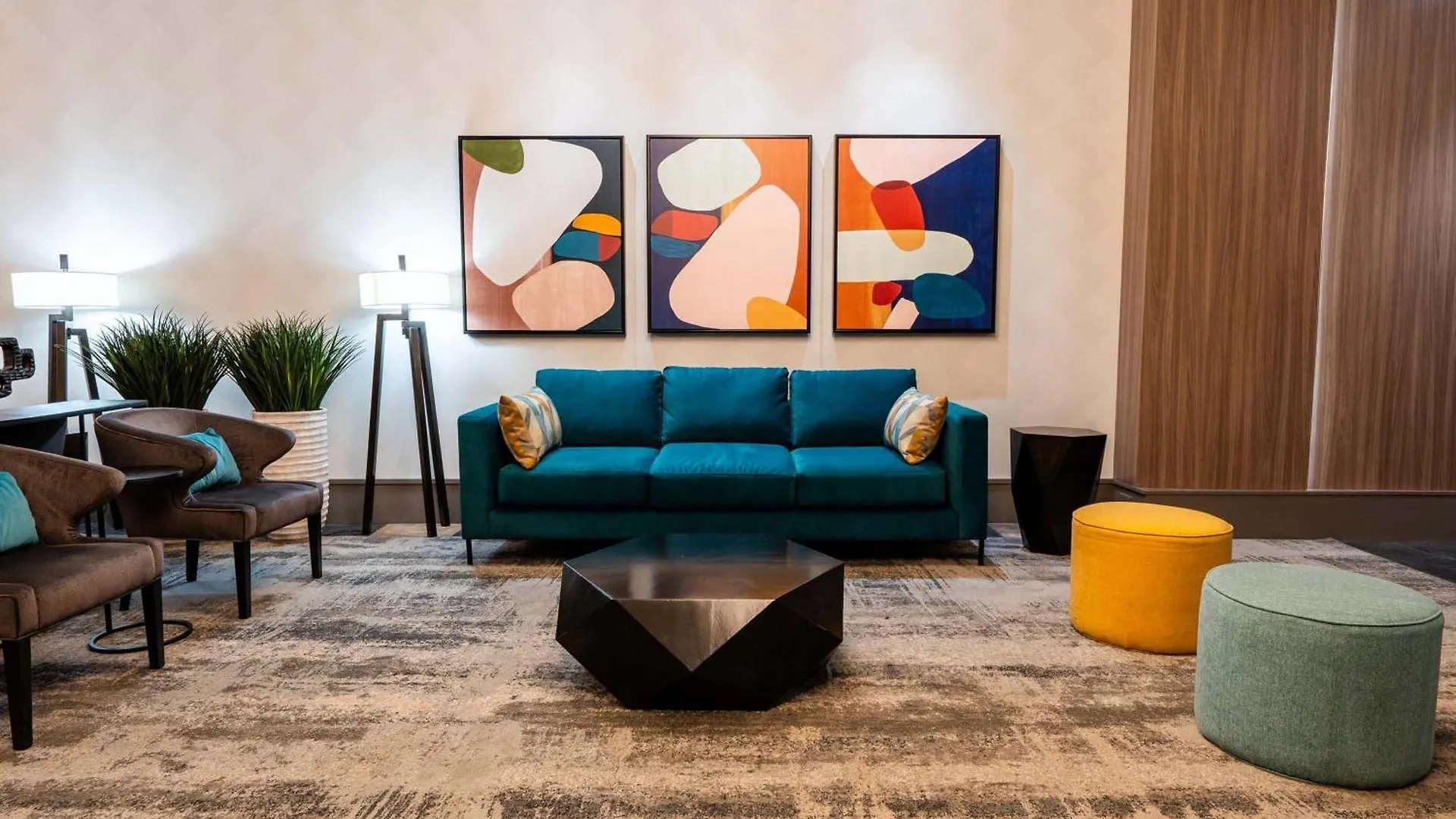 *** Otel Sandman Suites Vancouver On Davie Kanada