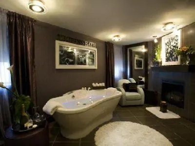Sandman Suites Vancouver On Davie מלון